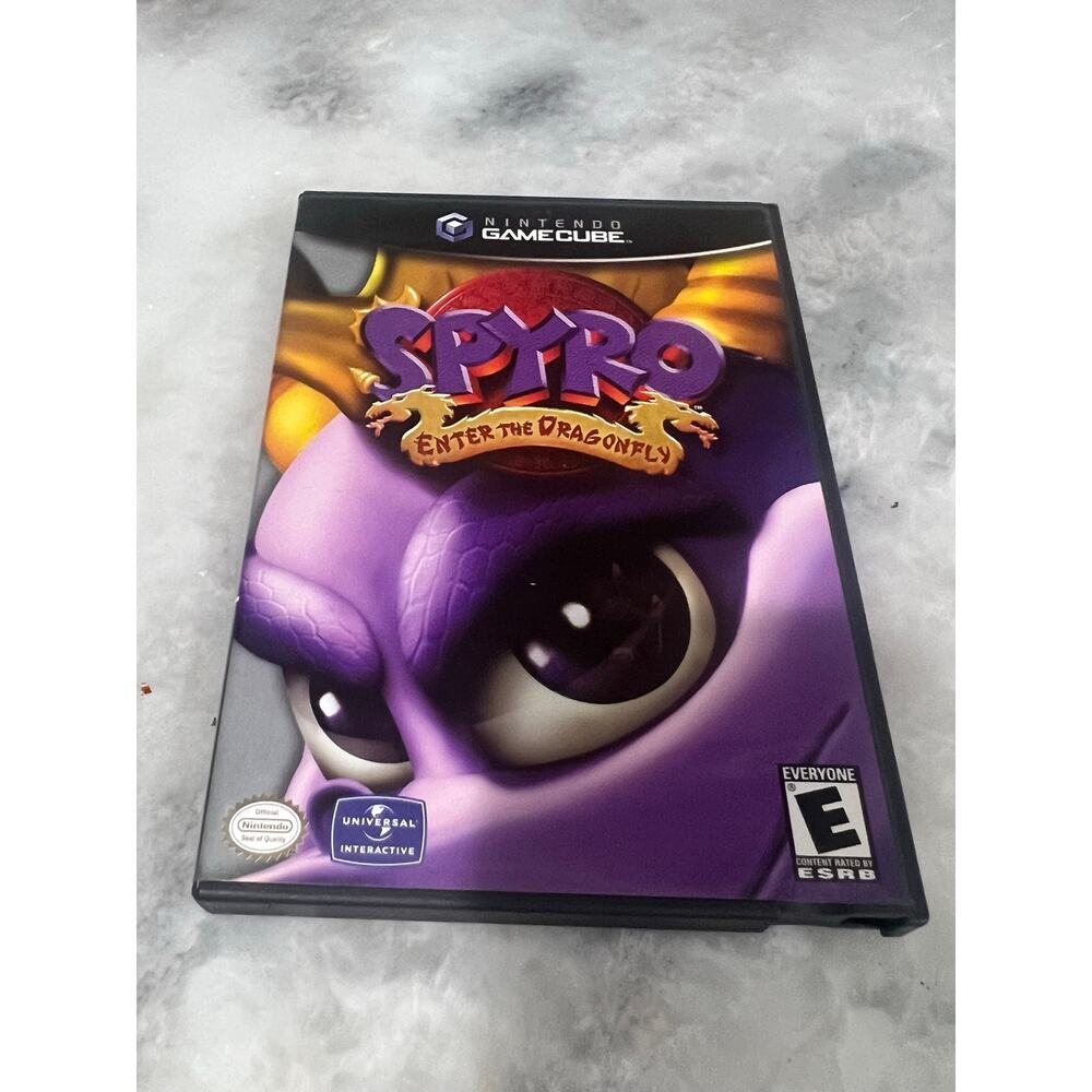 Spyro Enter The Dragonfly Nintendo GameCube CIB Complete Authentic